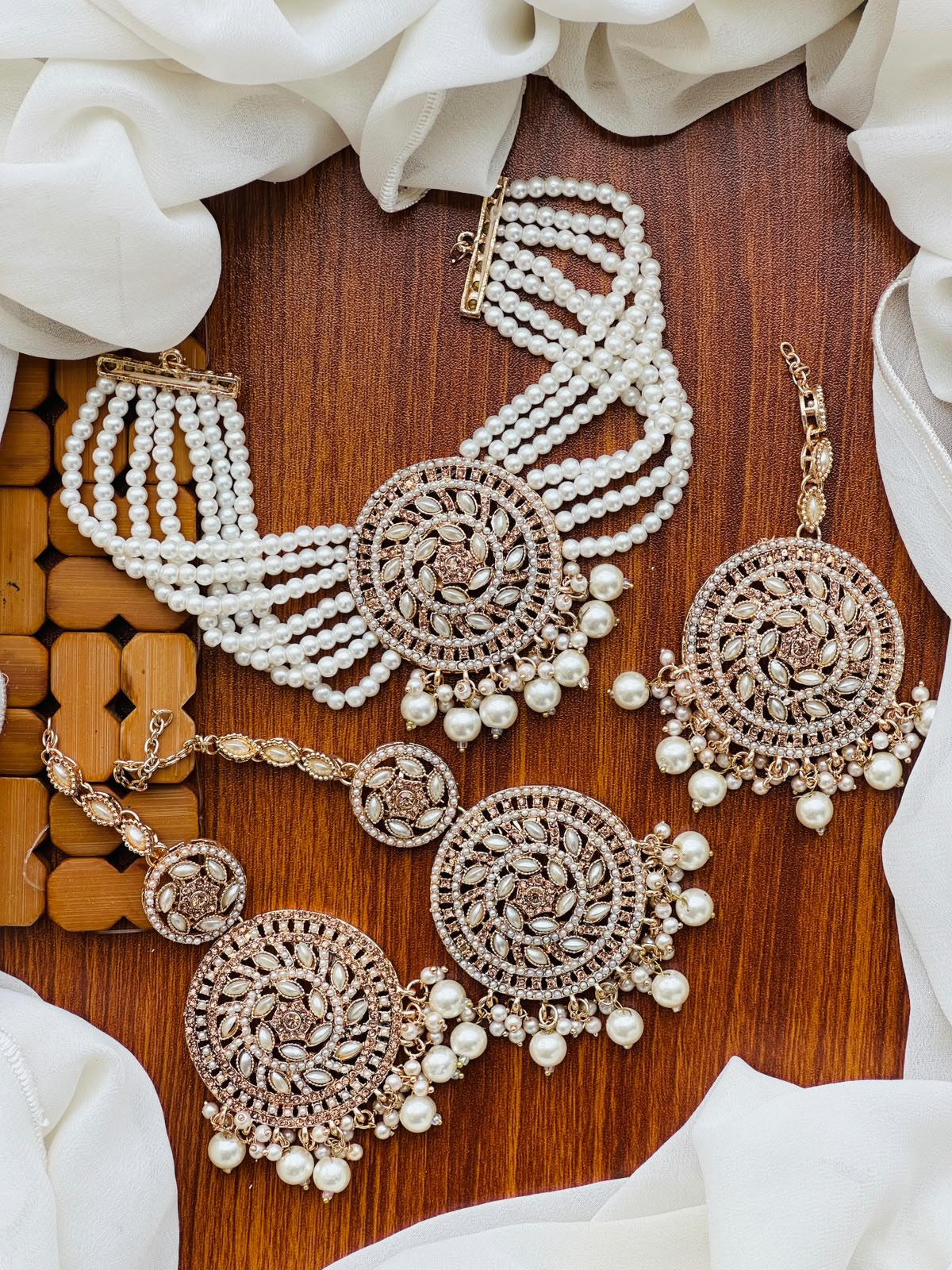 Casual Wear-Circular Swirl Choker, Earrings & Maang Tikka Sets