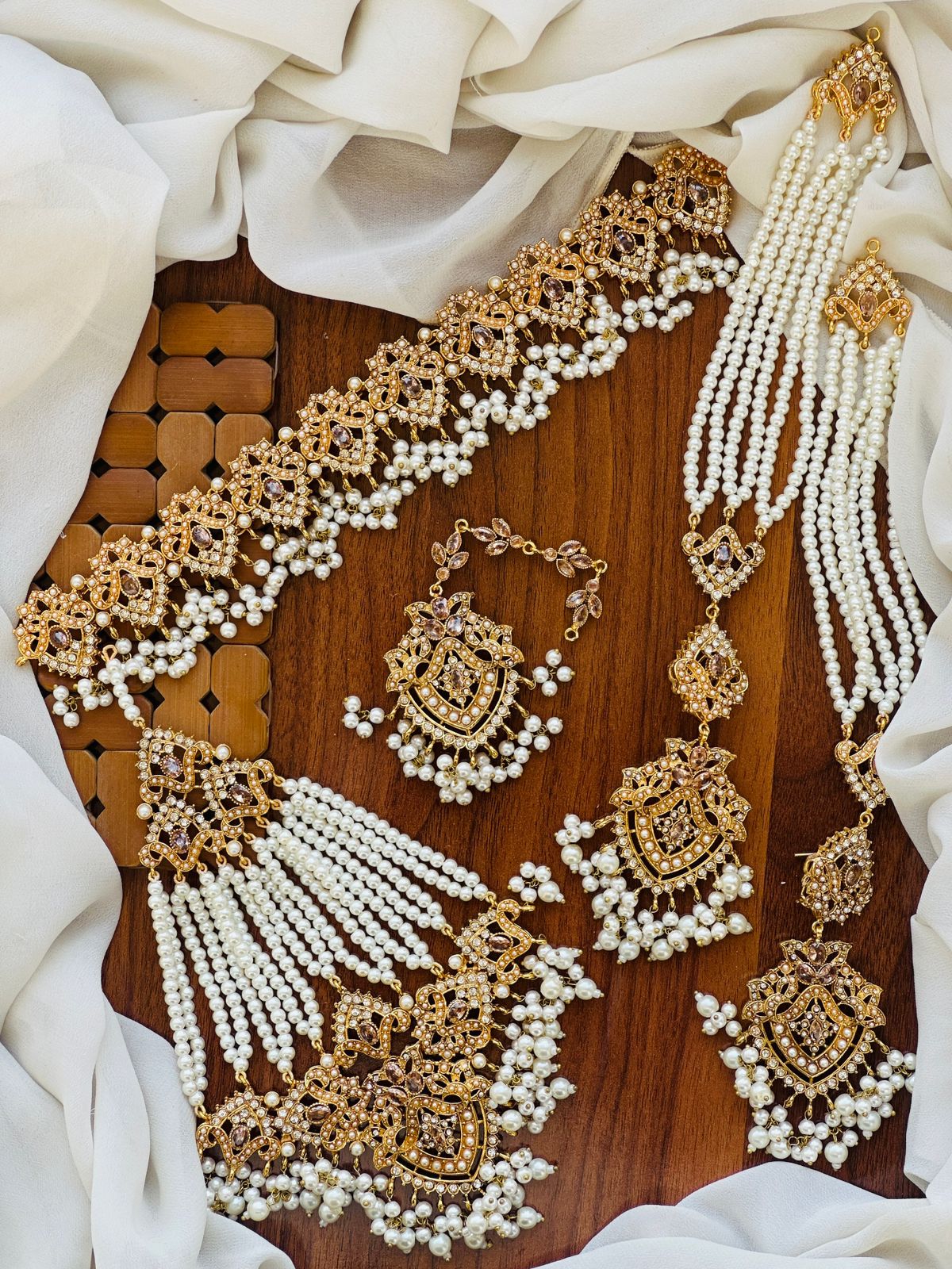Bridal Wear - Royal Kundan & Multi-Strand Pearl Bridal Jewellery Set